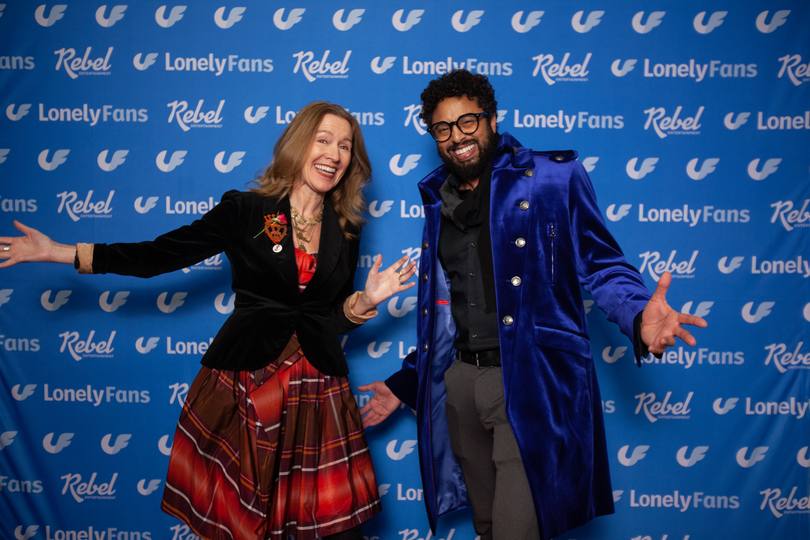 Having fun on the red carpet